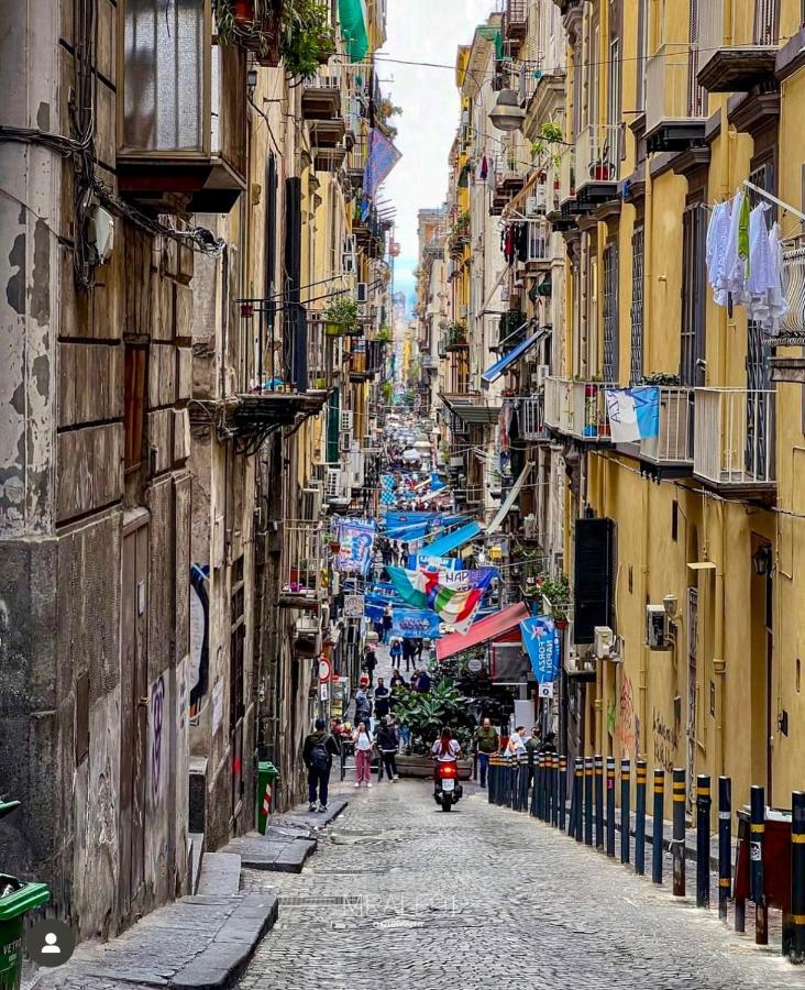 Vetranohouse In Spanish Quarter Napoli Ngoại thất bức ảnh